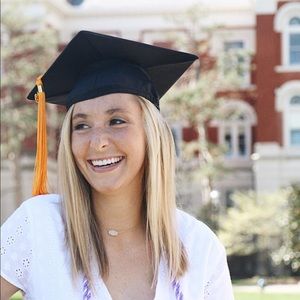 Meet your Posher, Rebecca